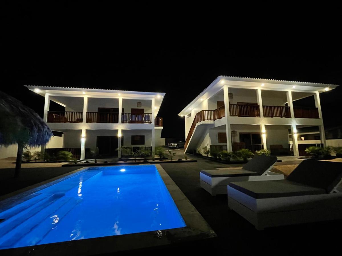 N-Joy Residence Curacao - Nieuwe Appartementen Met Zwembad Jan Thiel Ngoại thất bức ảnh